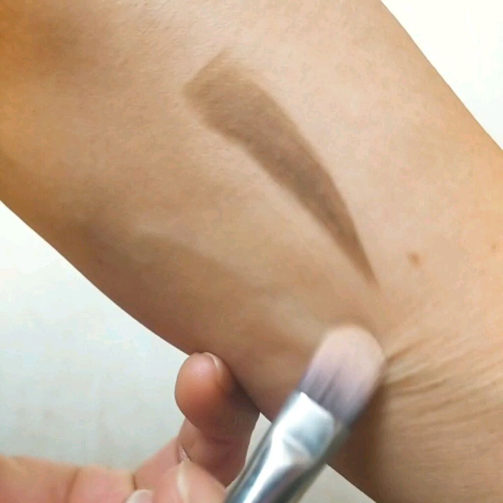 HIGHLIGHTING DUO PENCIL/アナスタシア ビバリーヒルズ/パウダーハイライトの動画クチコミ1つ目