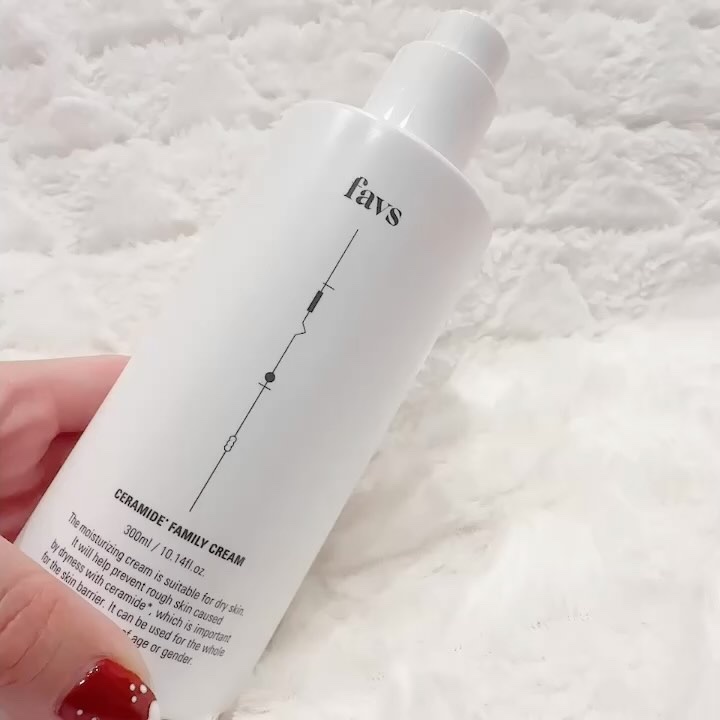 セラミドファミリークリーム/favs/ボディクリームの動画クチコミ3つ目
