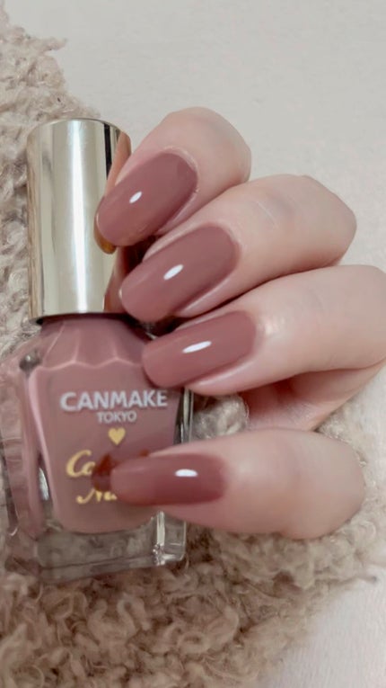 カラフルネイルズ/キャンメイク/マニキュアの人気ショート動画