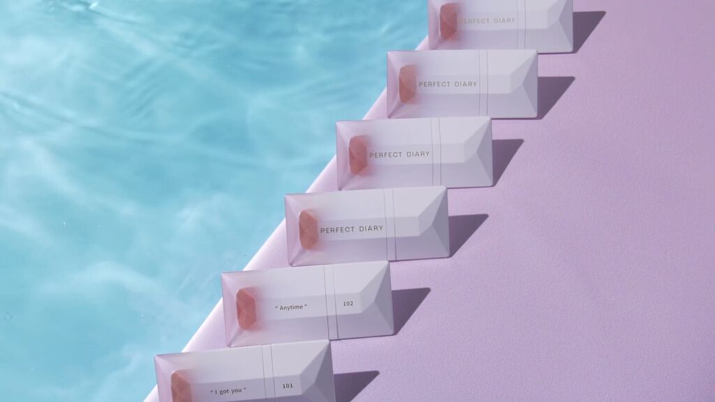 PERFECT DIARY (パーフェクトダイアリー) READ ME フローティングライト リップグロス/PERFECT DIARY/リップグロスを使ったクチコミ（1枚目）