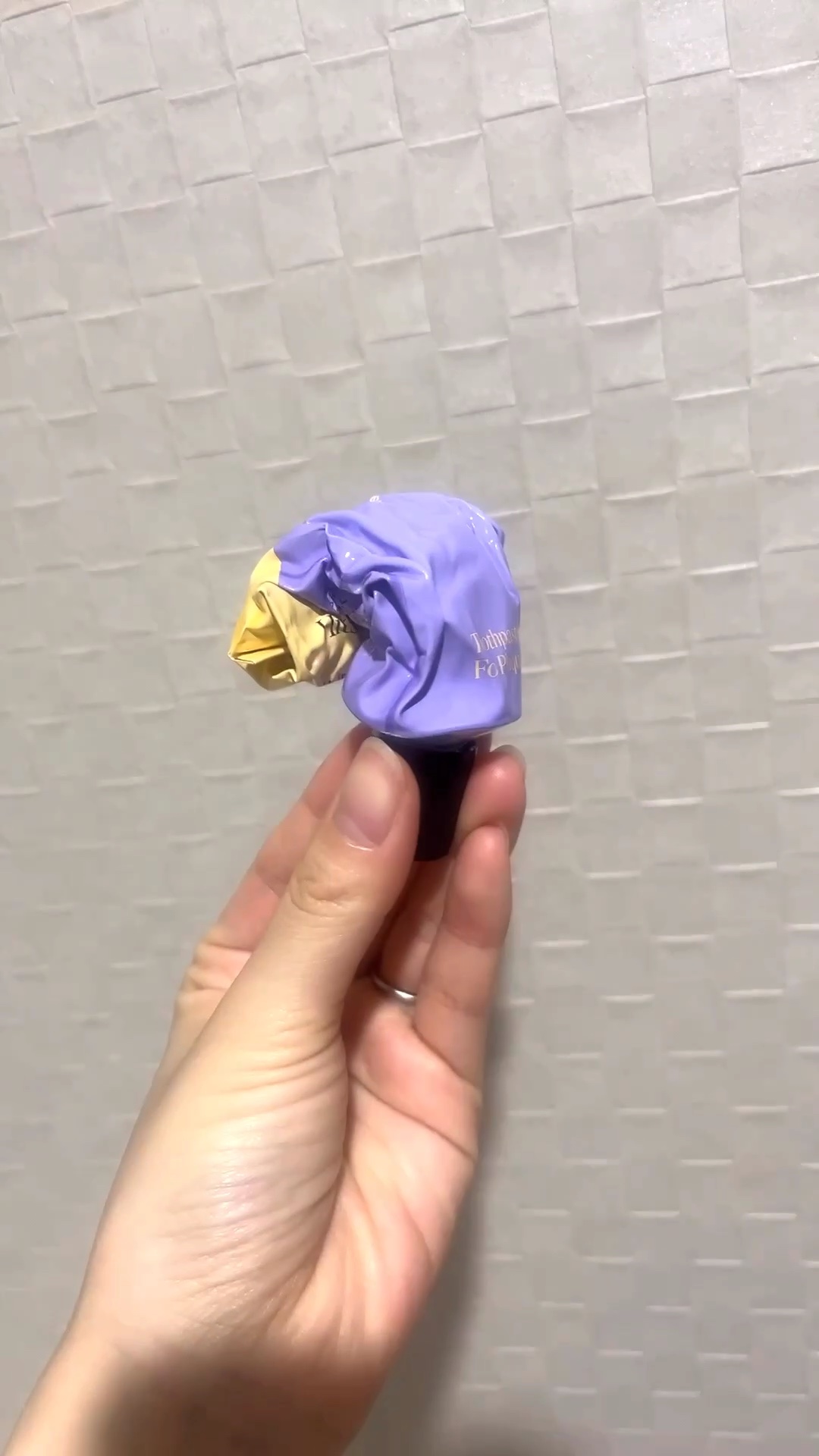 みち😼です。

💫使い切りレビュー

1ヶ月ほど前、LIPS様を通してヒッツディファレント様から「トゥースペースト フォー プラーク フレーバー シトラスピール」を頂きました。
✼••┈┈••✼••┈┈••✼••┈┈••✼••┈┈••✼