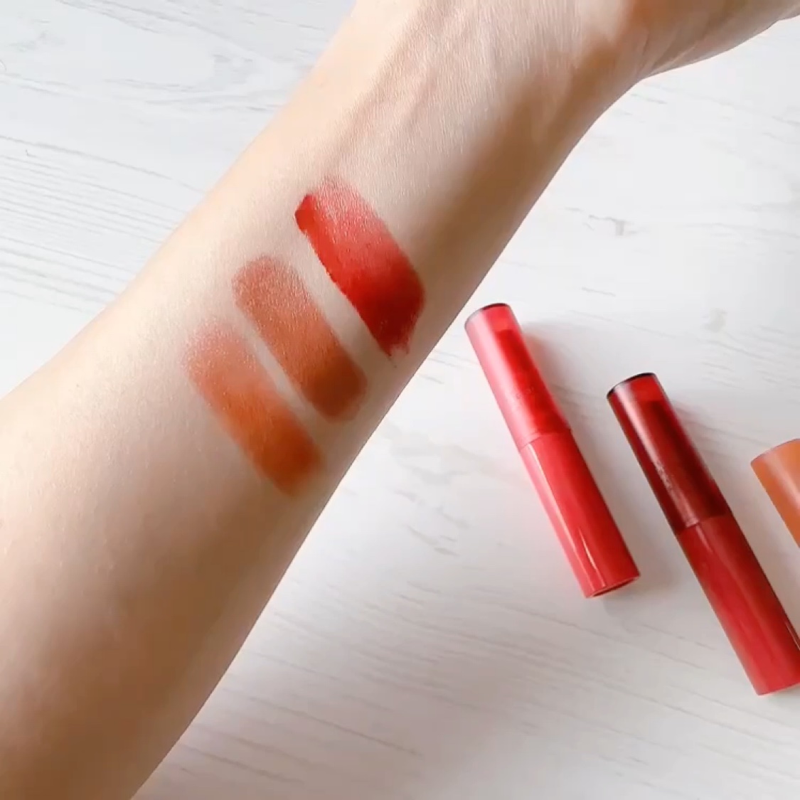 ティントマイスターリップ/iDIMPLE/リップティントの動画クチコミ2つ目