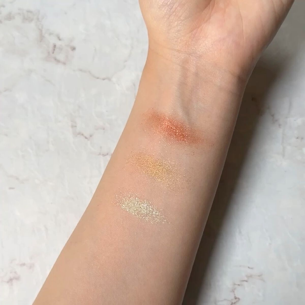 エレガンス ラズル スターアイカラー/エレガンス ラズル /単色アイシャドウを使ったクチコミ（3枚目）