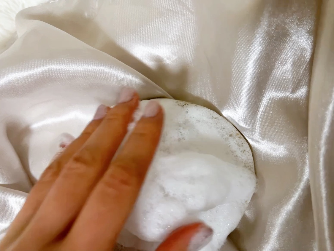 ナイトリペア シャンプー/ヘアトリートメント/THERATIS/シャンプー・コンディショナーの動画クチコミ4つ目