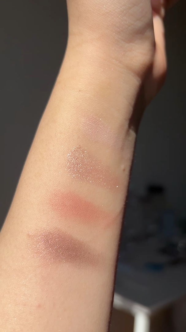 アイ カラー クォード/TOM FORD BEAUTY/アイシャドウパレットの人気ショート動画