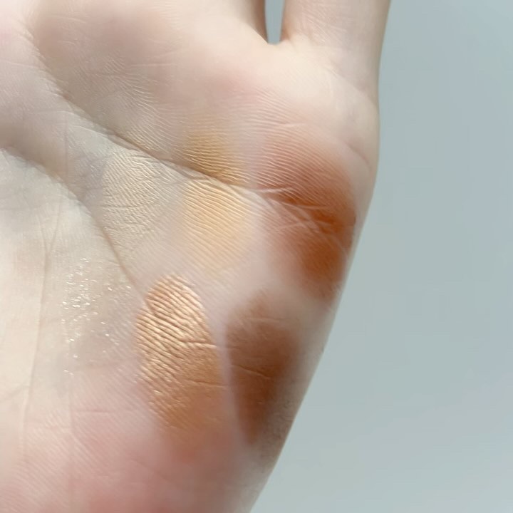 アイカラーパレット/heme/アイシャドウパレットの動画クチコミ3つ目