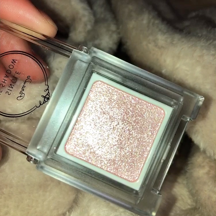 パラドゥ シングルアイシャドウ	/パラドゥ/単色アイシャドウを使ったクチコミ（2枚目）