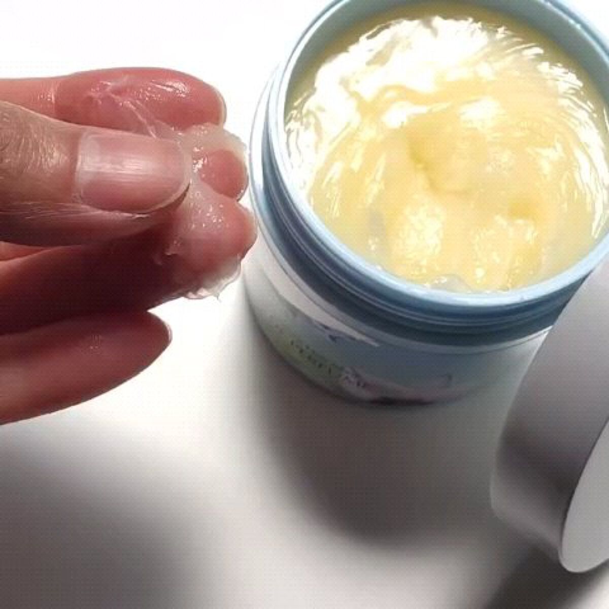 ヘアオイル ピュアブリーズ/エラスチン/その他スタイリングの動画クチコミ3つ目