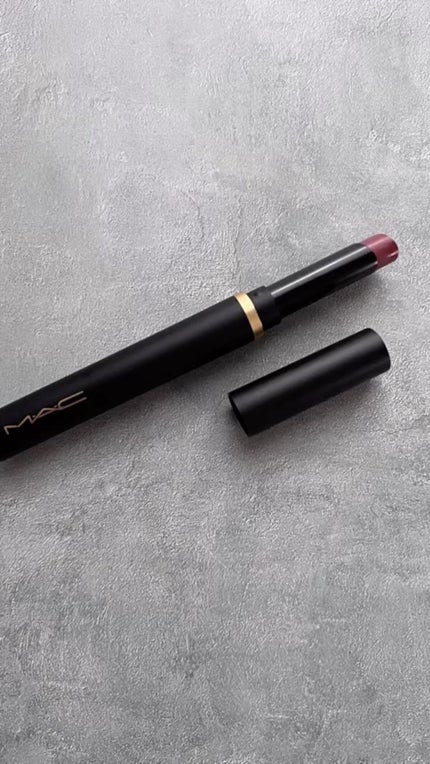 パウダー キス ベルベット ブラー スリム リップスティック/M・A・C/口紅の人気ショート動画