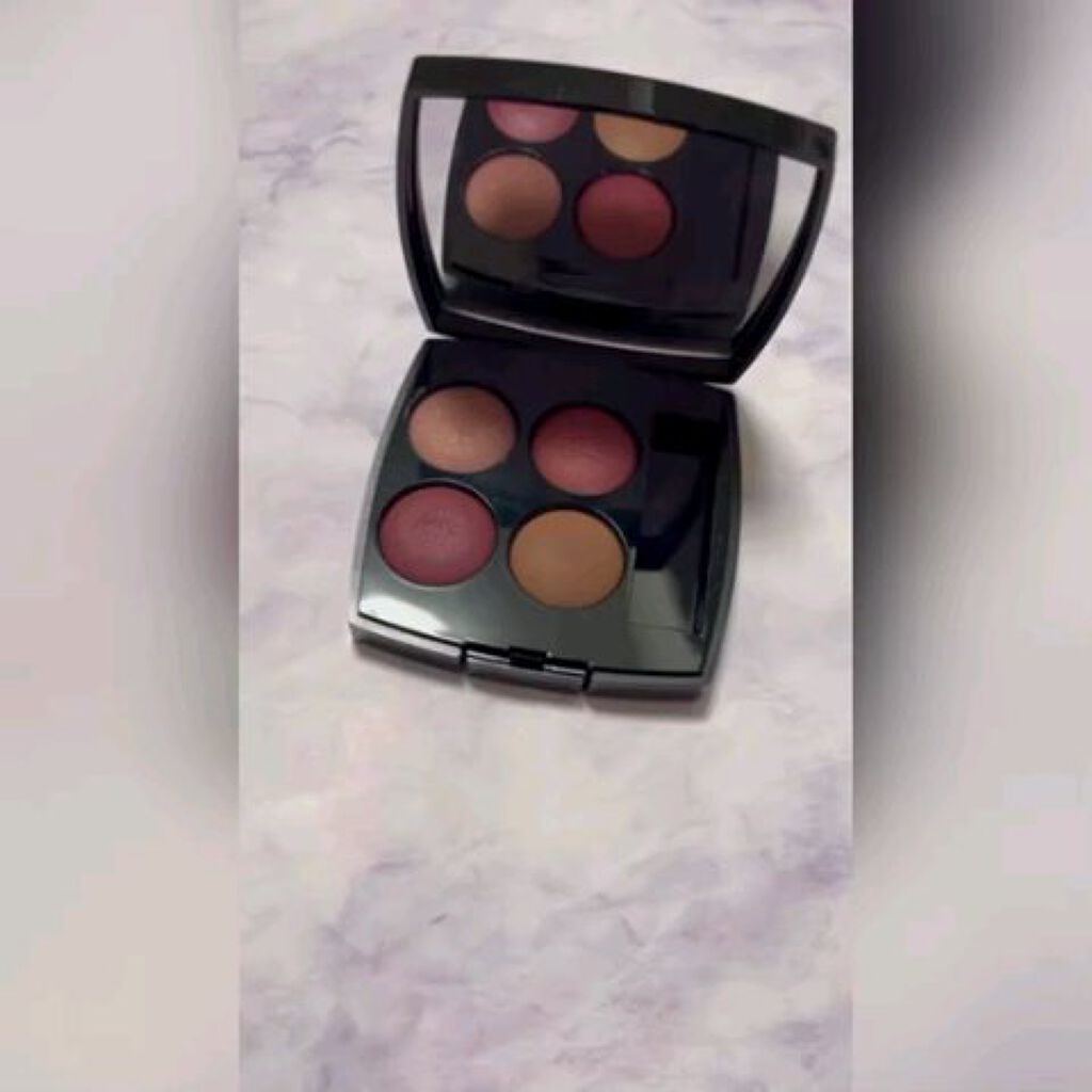 レ キャトル オンブル/CHANEL/アイシャドウパレットの動画クチコミ5つ目