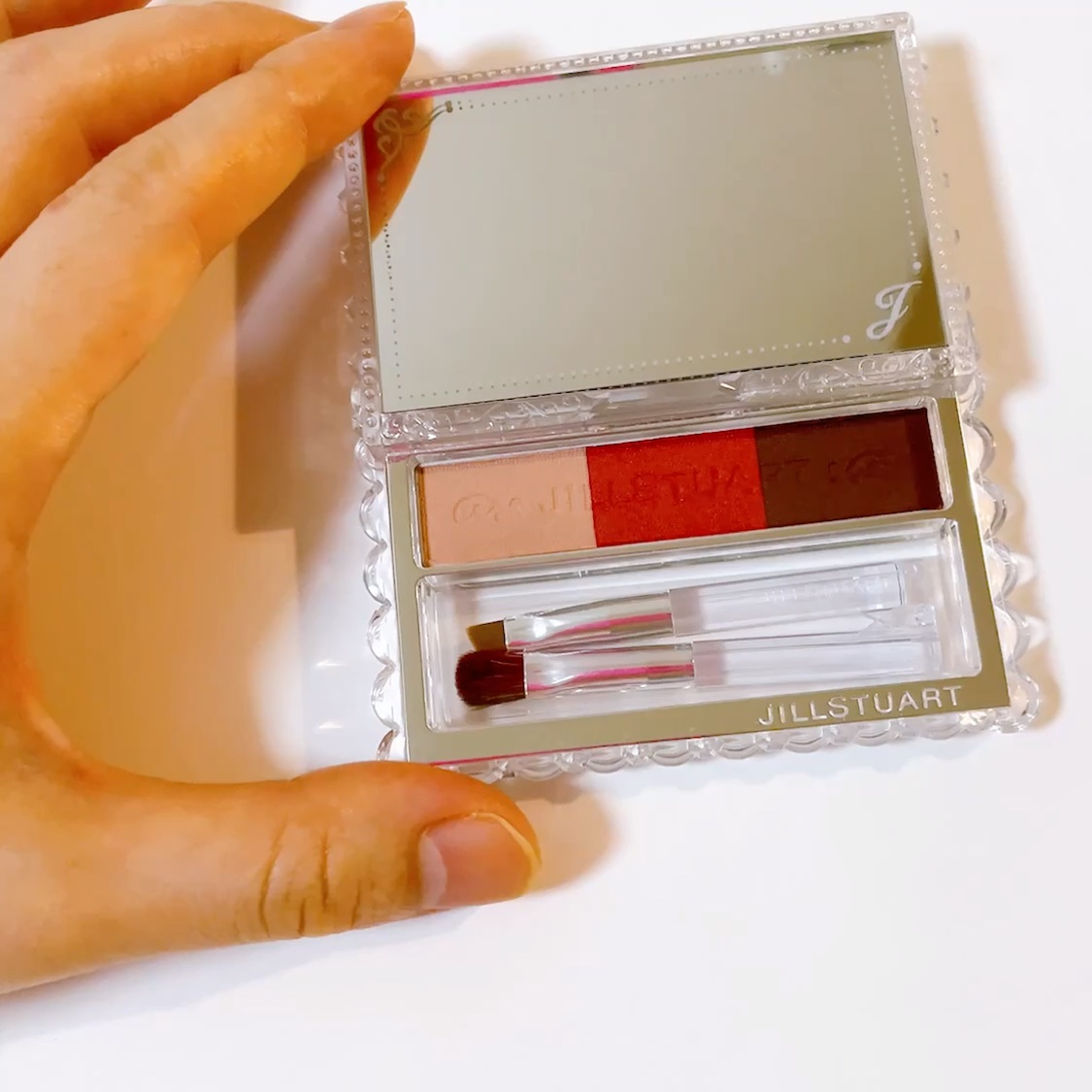 ジルスチュアート ニュアンスブロウパレット/JILL STUART/パウダーアイブロウの動画クチコミ3つ目