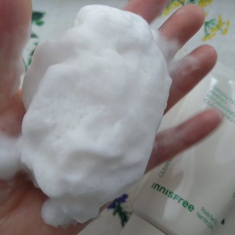 グリーンティー アミノ　クレンジングフォーム/innisfree/洗顔フォームの動画クチコミ1つ目