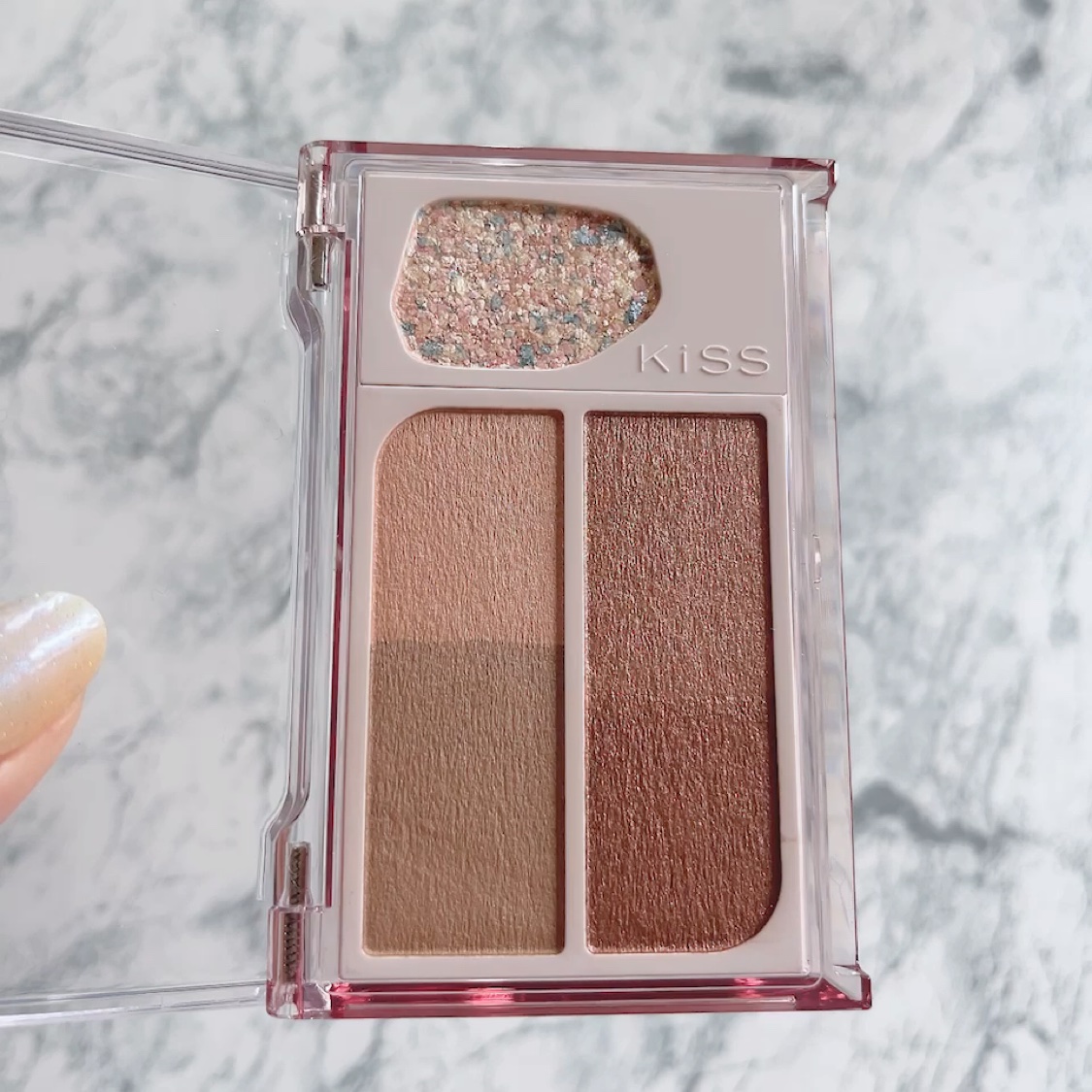 カクテルデイズ/KiSS/アイシャドウパレットの動画クチコミ4つ目