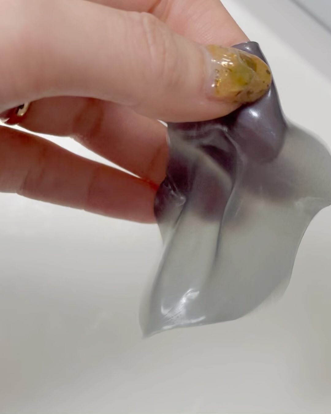 リップマスク ブラック/KOCOSTAR(ココスター)/シートマスク・パックの動画クチコミ1つ目