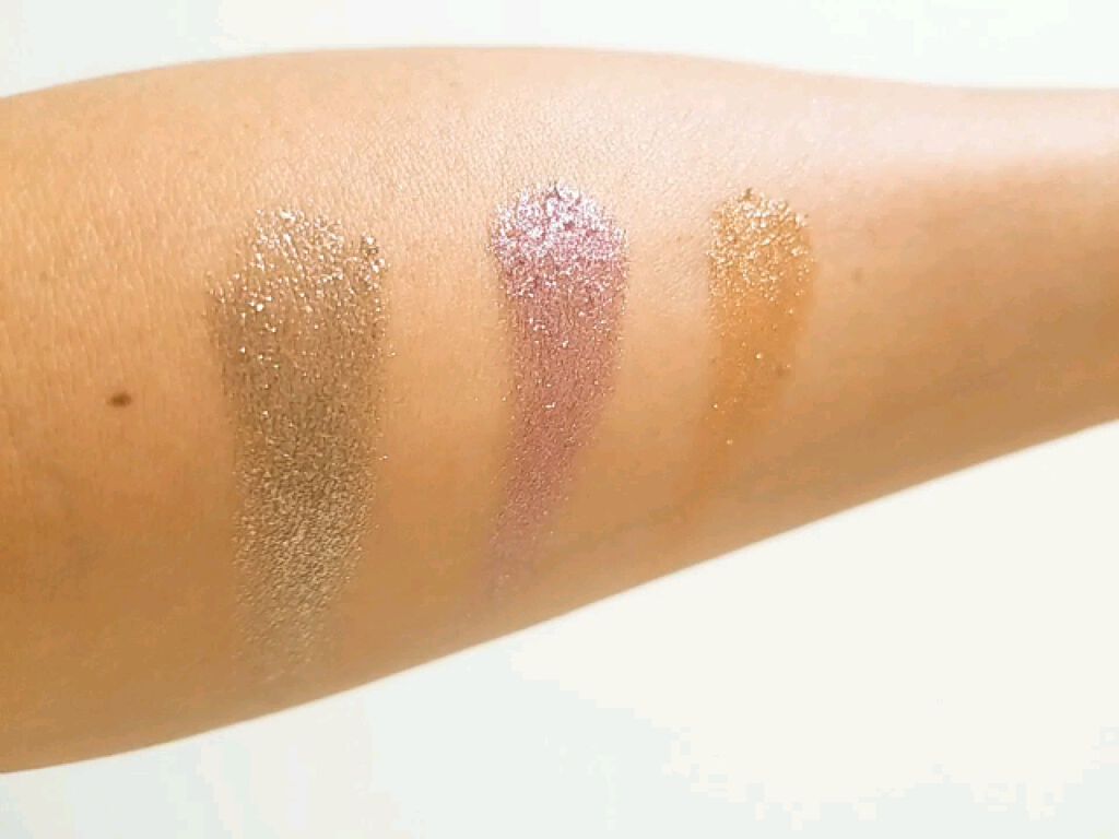 Metallist Sparkling Foiled Pigment/touch in SOL /単色アイシャドウの動画クチコミ1つ目