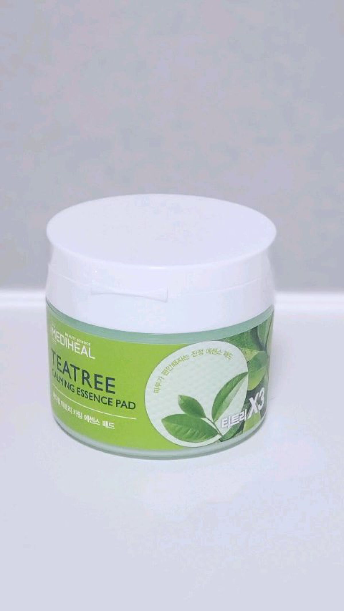 ティーツリーカーミングエッセンスパッド/MEDIHEAL/トナーパッドの人気ショート動画