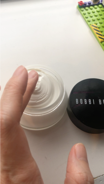 BOBBI BROWN エクストラ リペア モイスチャライジング バームのクチコミ「ボビイブラウン エクストラ リペア モイスチャライジング バーム SPF25

朝用の下地前に.....」（1枚目）