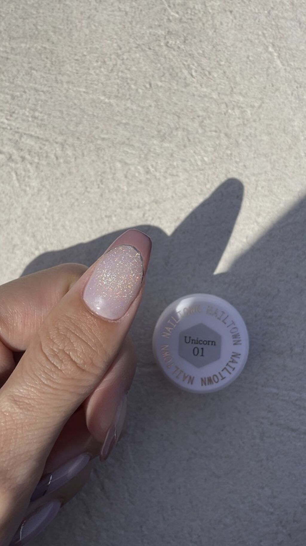 ネイルタウンさんのユニコーンジェル可愛すぎた🦄🌈日光でキラキラ動画🌞

#pr  