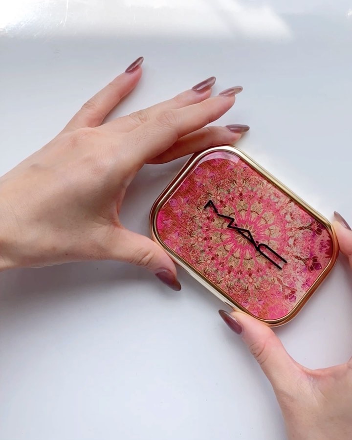 イン ハインドサイト アイ キット/M・A・C/メイクアップキットの動画クチコミ2つ目