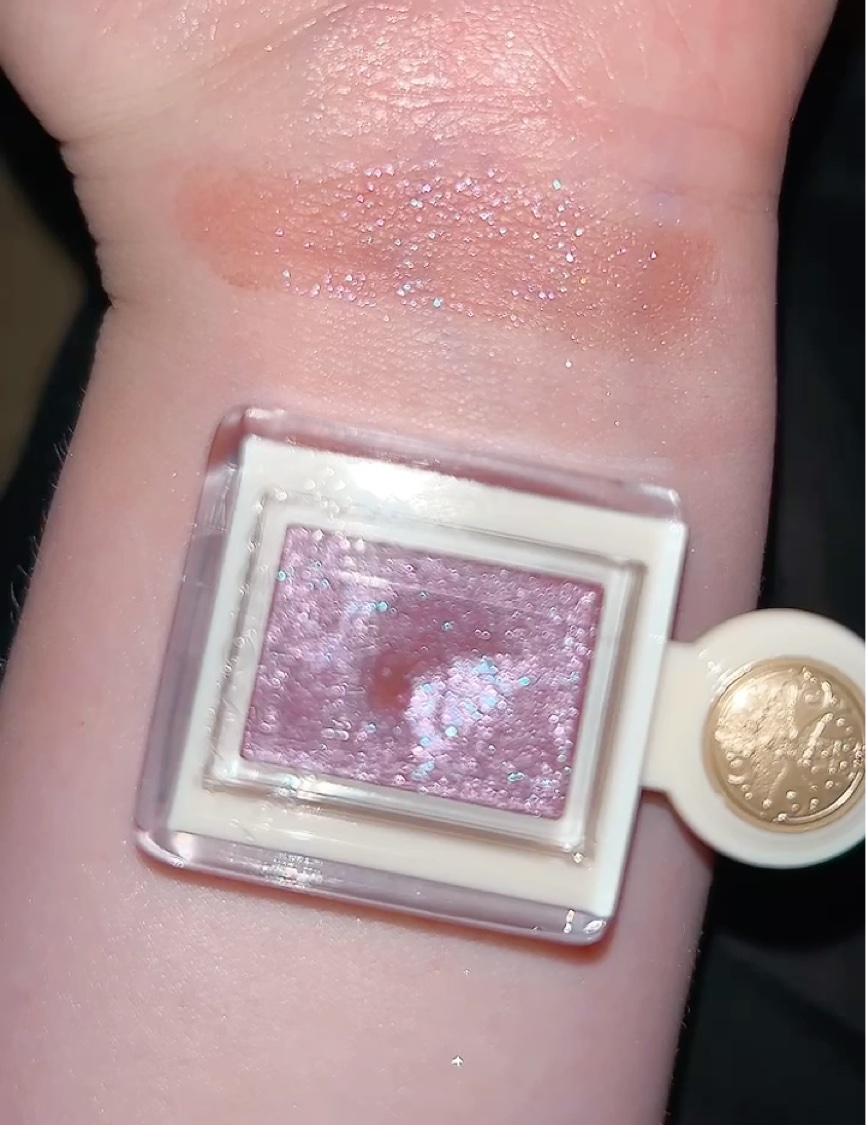 シャドーカスタマイズ (フローティング)/MAJOLICA MAJORCA/単色アイシャドウを使ったクチコミ（3枚目）