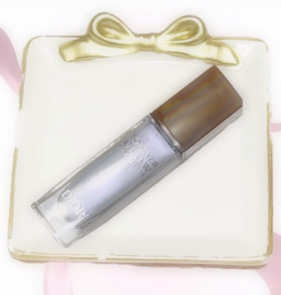ディオールスキン フォーエヴァー グロウ マキシマイザー 100 シュガー アイシング（スプリング コレクション 2026 限定色）/Dior/ハイライトを使ったクチコミ（1枚目）