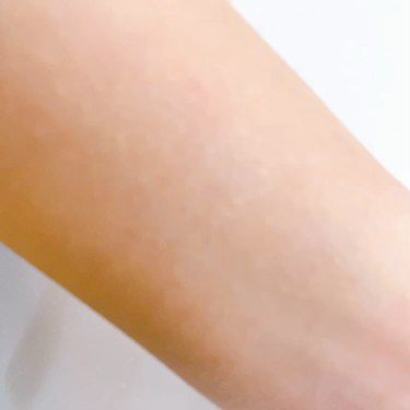 グロウヴェールハイライター/キャンメイク/クリームハイライトの動画クチコミ4つ目