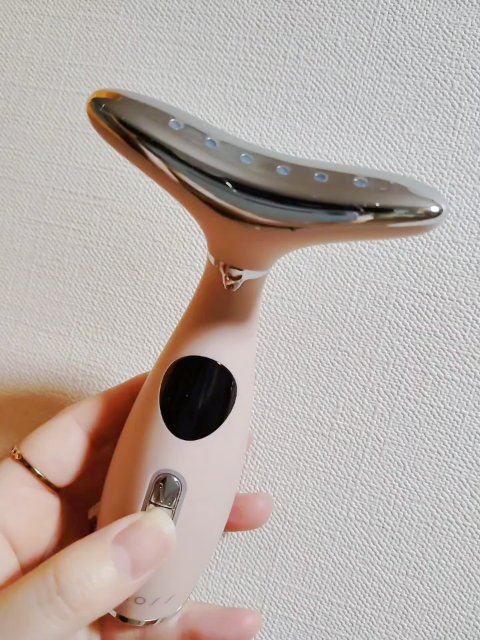 ネックケアリフト/BRiOSS（ブリオス）/ボディケア美容家電の動画クチコミ2つ目