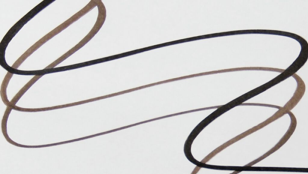 スーパーシャープライナーEX2.0/KATE/リキッドアイライナーを使ったクチコミ（3枚目）