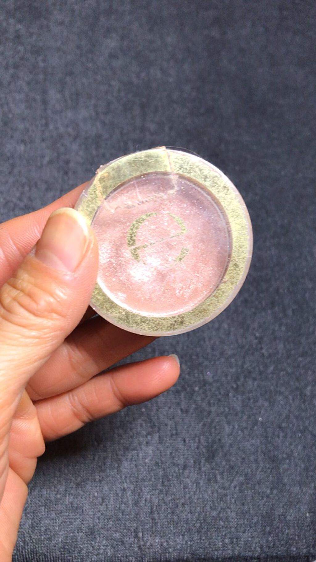 シャイニーシャドウ N/excel/単色アイシャドウの人気ショート動画