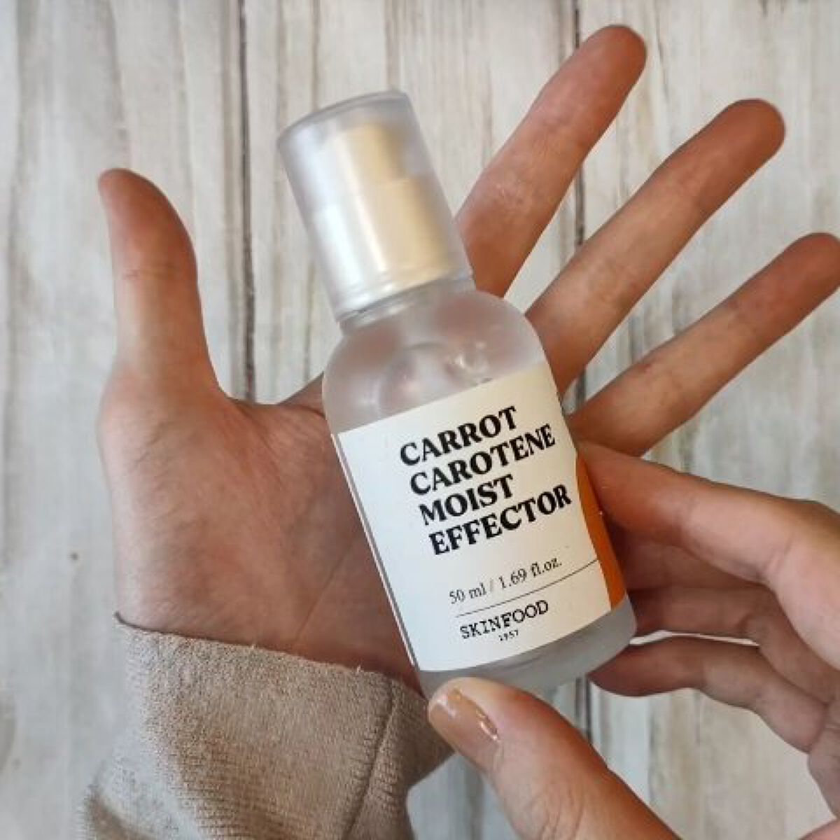 キャロットカロテン モイストエフェクター/SKINFOOD/美容液の人気ショート動画