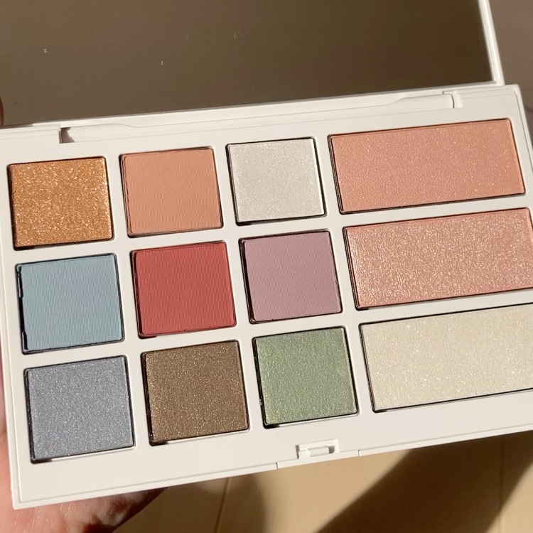 ADDICTION アディクション アイ ＆ ブラッシュ パレット “アンアースド ラスター”のクチコミ「ADDICTION❤️
アディクション アイ ＆ ブラッシュ パレット 

“アンアースド ラ.....」（2枚目）