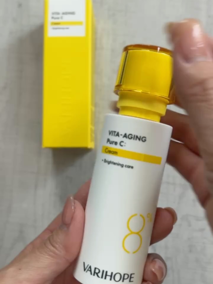 ビタエイジング ピュアビタミンC クリーム/VARI:HOPE/フェイスクリームの動画クチコミ1つ目