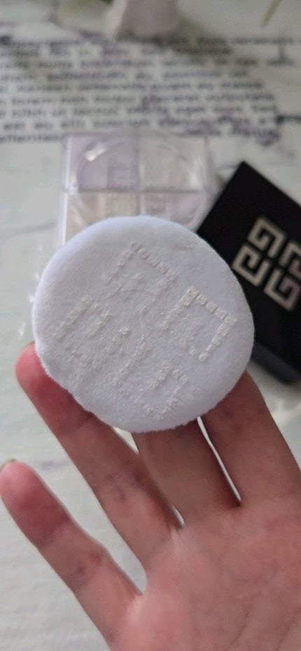 プリズム・リーブル/GIVENCHY/ルースパウダーの人気ショート動画