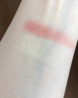 デュアル カラー アイズ/SUQQU/アイシャドウパレットの動画クチコミ1つ目