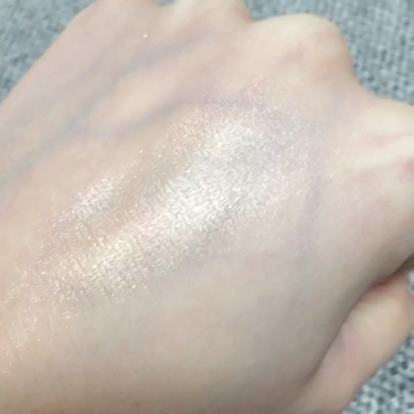 リュクス イルミネイティング パウダー/BOBBI BROWN/パウダーハイライトの動画クチコミ5つ目