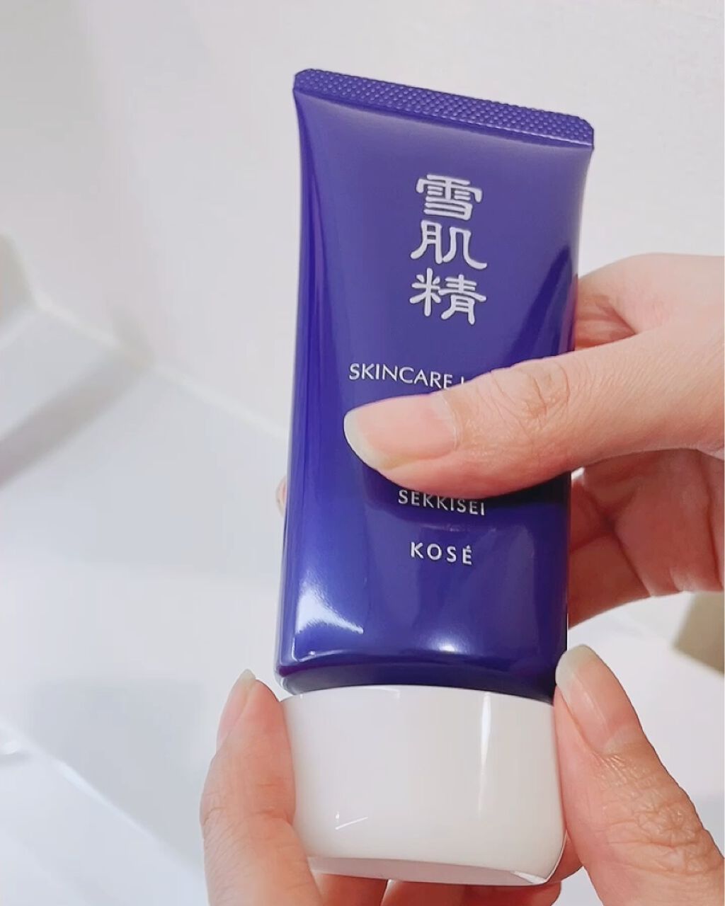 ホワイト UV ジェル/雪肌精/日焼け止めジェルの動画クチコミ1つ目