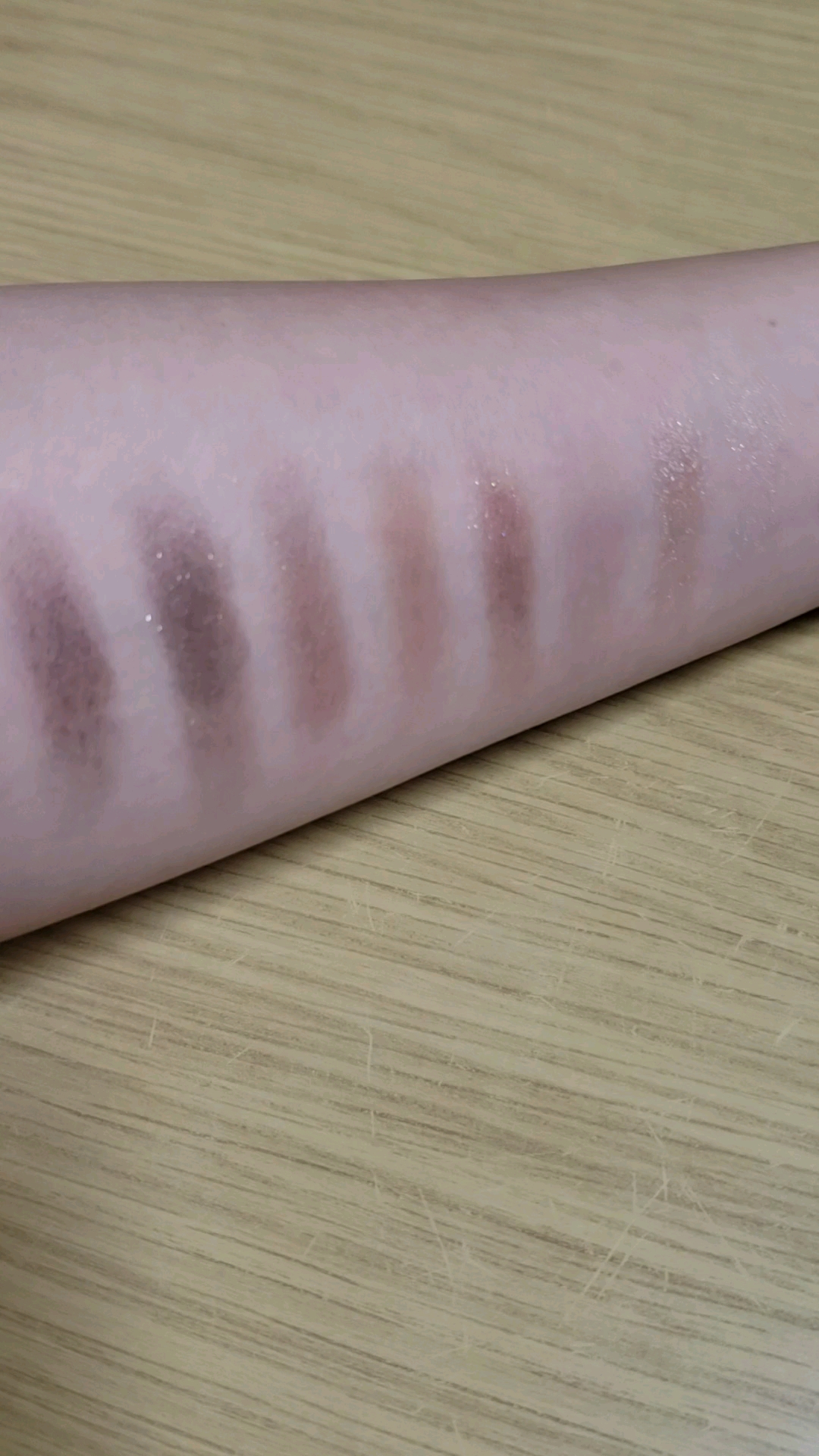 コンパクトアディクション “パーティタッチ”/ADDICTION/アイシャドウパレットの動画クチコミ4つ目