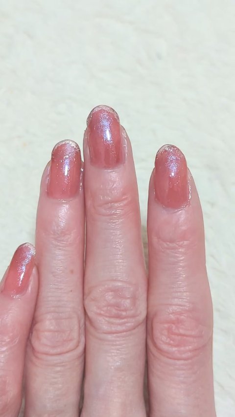 ヴィーガンネイル/AC MAKEUP/マニキュアの人気ショート動画