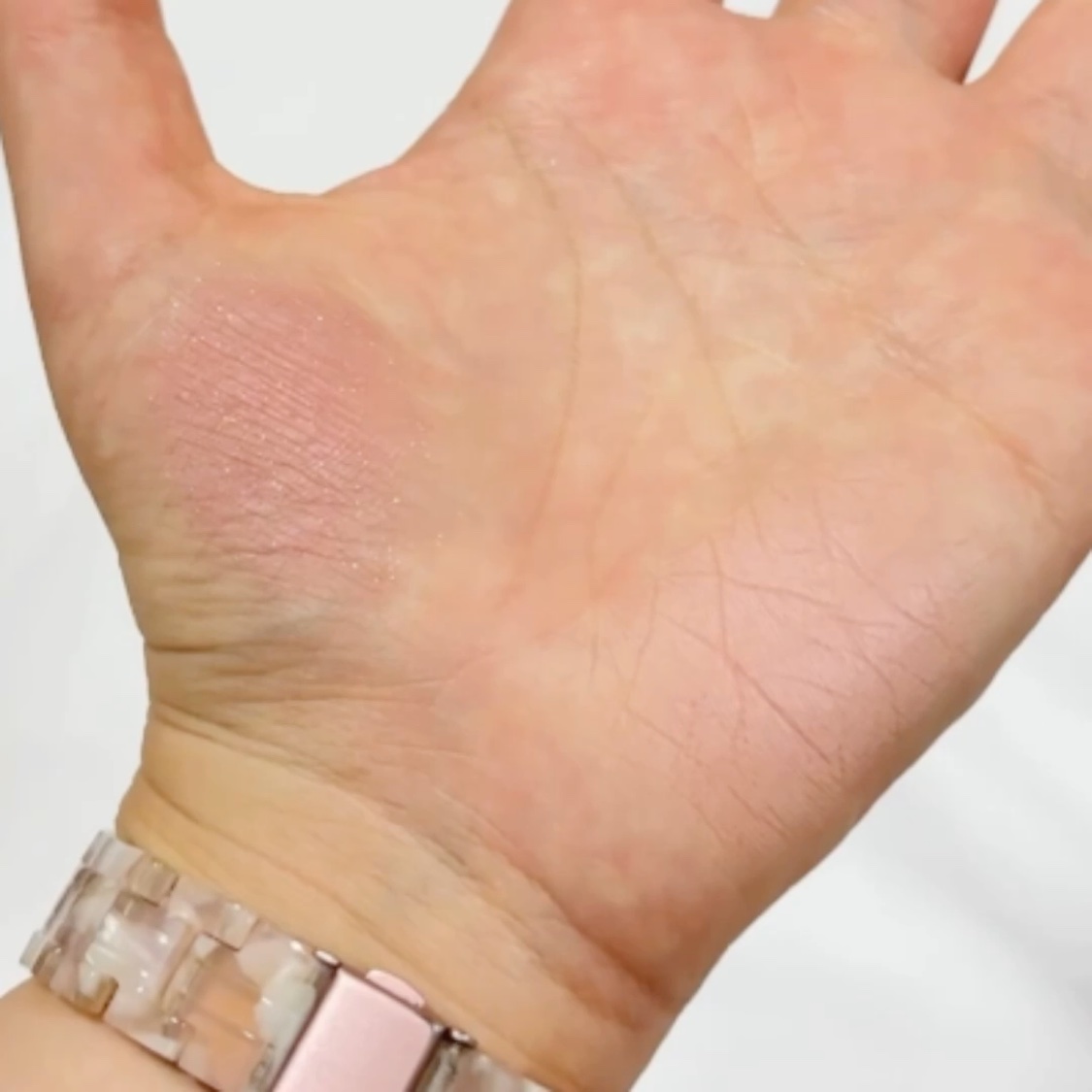 ブルーミング エディション パラダイス デュアル パレット ブラッシャー デュオ/DEAR DAHLIA/単色アイシャドウの動画クチコミ1つ目