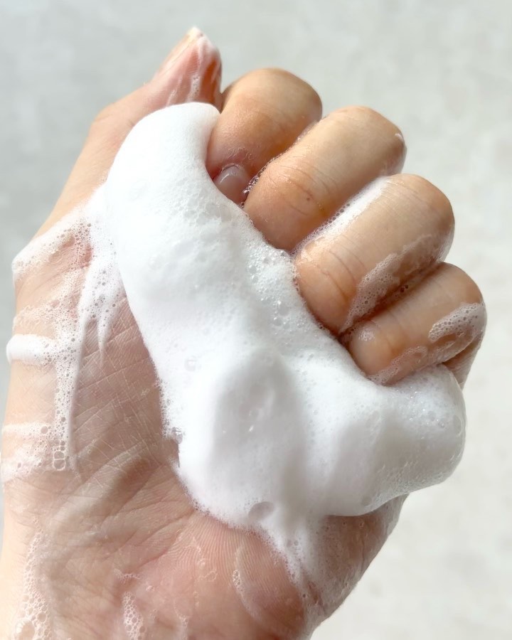 ドレススノー フェイシャルウォッシュ/アテニア/洗顔フォームの動画クチコミ5つ目