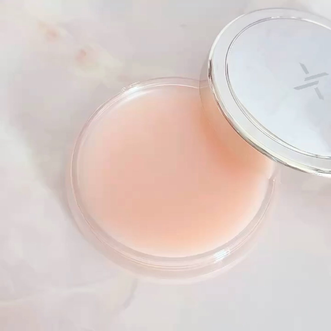 モイストリップバーム/XOUL/リップバームを使ったクチコミ（3枚目）