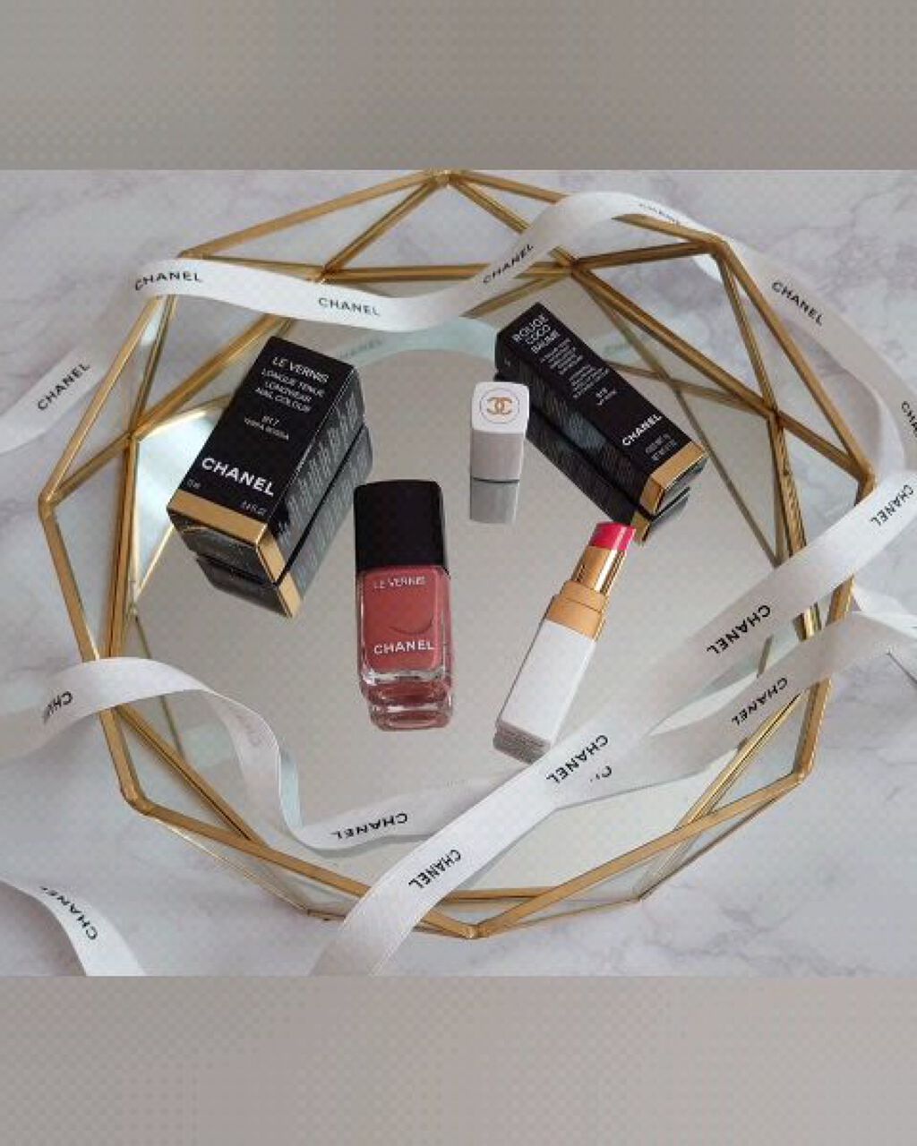 シャネル ルージュ ココ ボーム/CHANEL/口紅の人気ショート動画