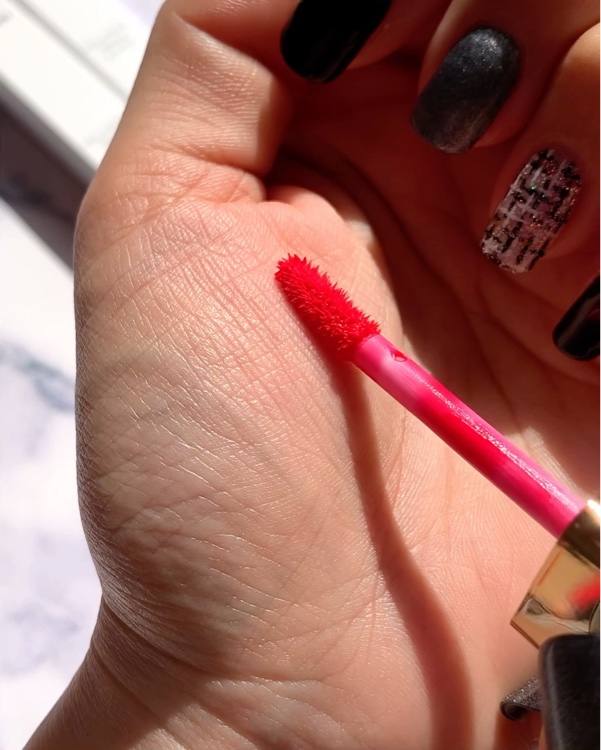 ナチュラルフィクシングベルベットティント/Neulii/リップティントの動画クチコミ2つ目