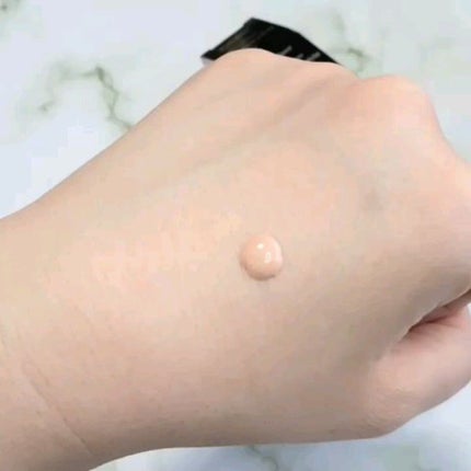 フルイド シアー/ジョルジオ アルマーニ ビューティ/リキッドファンデーションを使ったクチコミ(4枚目)