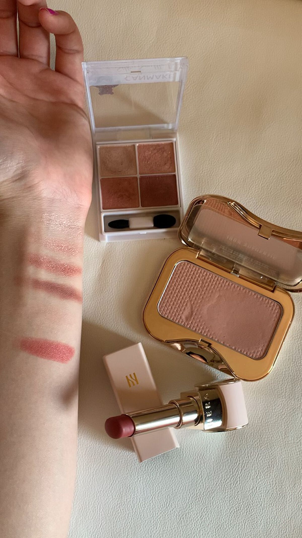 athe AUTHENTIC FALL IN CHEEK/athé/パウダーチークの動画クチコミ4つ目