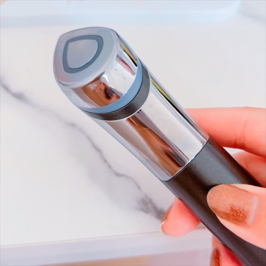 AGE-Rスキンブースターショット/MEDICUBE/美顔器・マッサージを使ったクチコミ（3枚目）