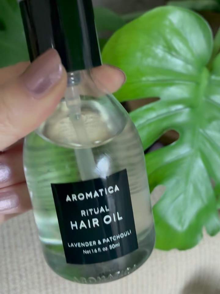 リチュアルヘアオイルラベンダー＆パチョリ/AROMATICA/ヘアオイルを使ったクチコミ（2枚目）