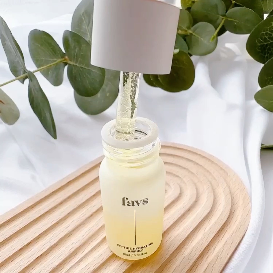 ペプチドハイドレーティングアンプル/favs/美容液の動画クチコミ4つ目