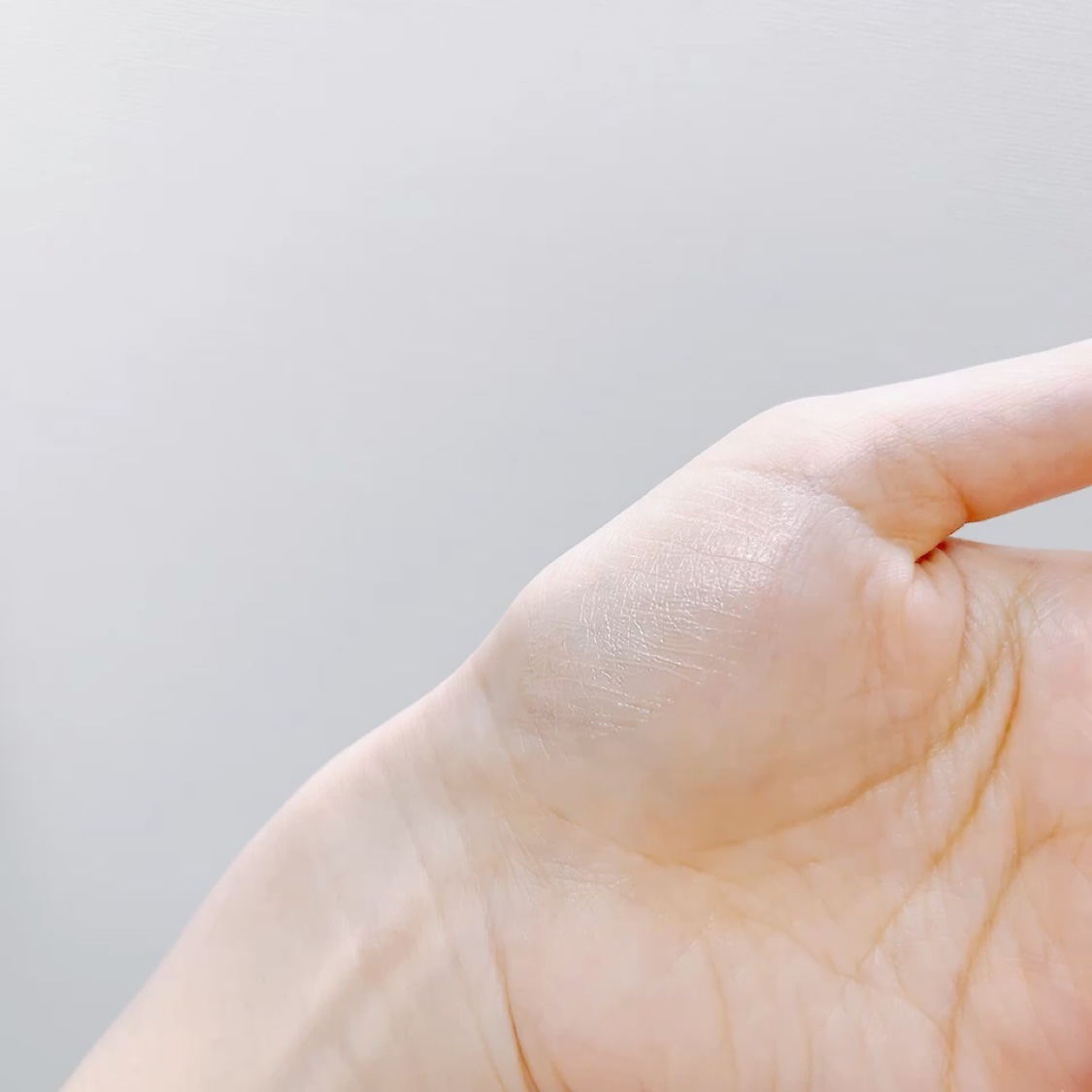 ビオモイスチュアスティック/MiMC/美容液の動画クチコミ2つ目