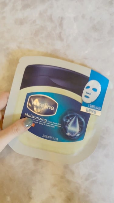 ヴァセリン moisturizing sheet maskのクチコミ「#ヴァセリンmoisturizing sheet mask

話題になっていたパックをコリアン.....」（2枚目）